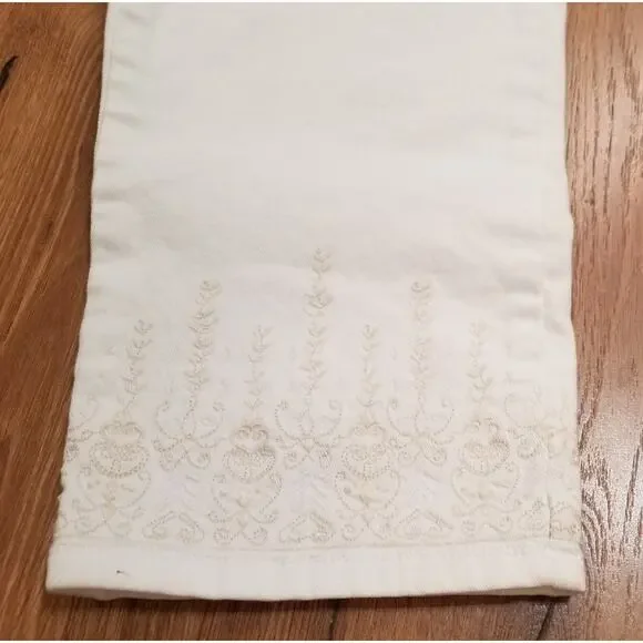 Gloria Vanderbilt Women's White Amanda Embellished Jean Stretch Capris Size 10 - Picture 5 of 13
